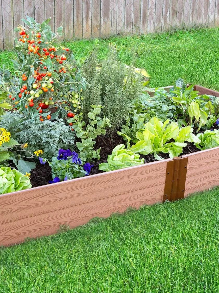 Composite Raised Bed With 1" Boards, 11" - Image 10