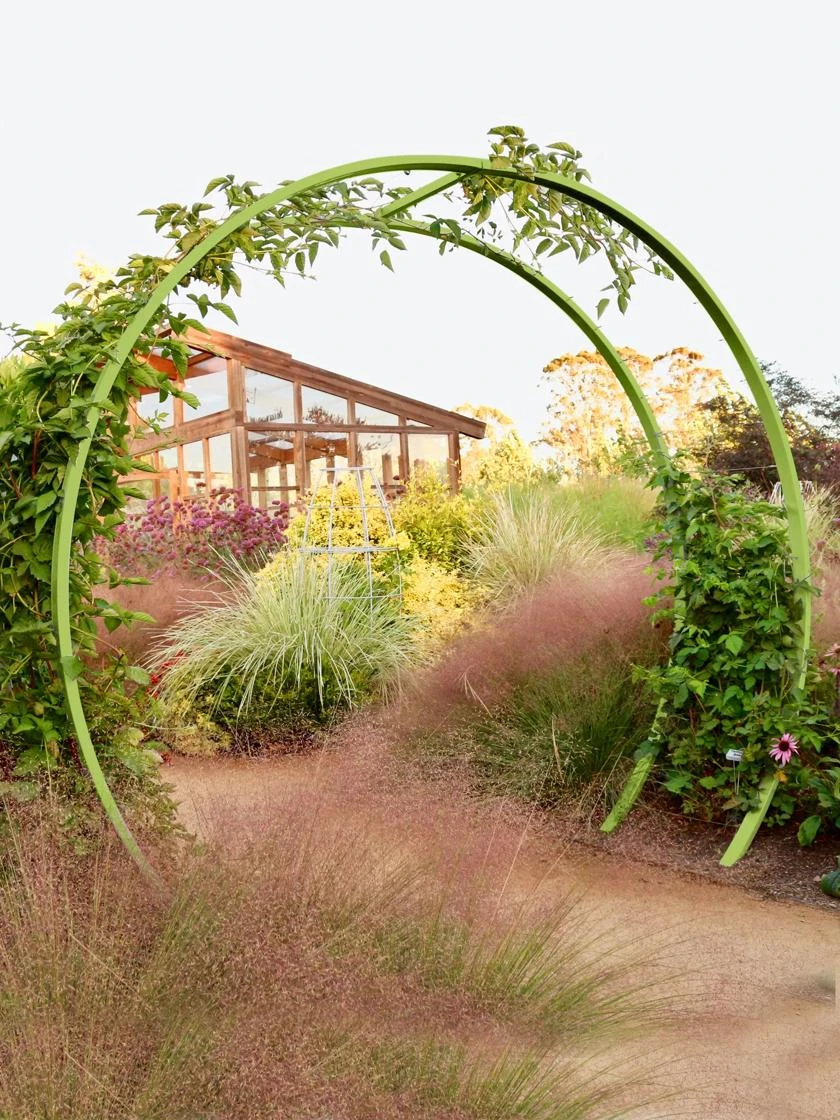 Gracie Modern Arbor, Large - Image 8