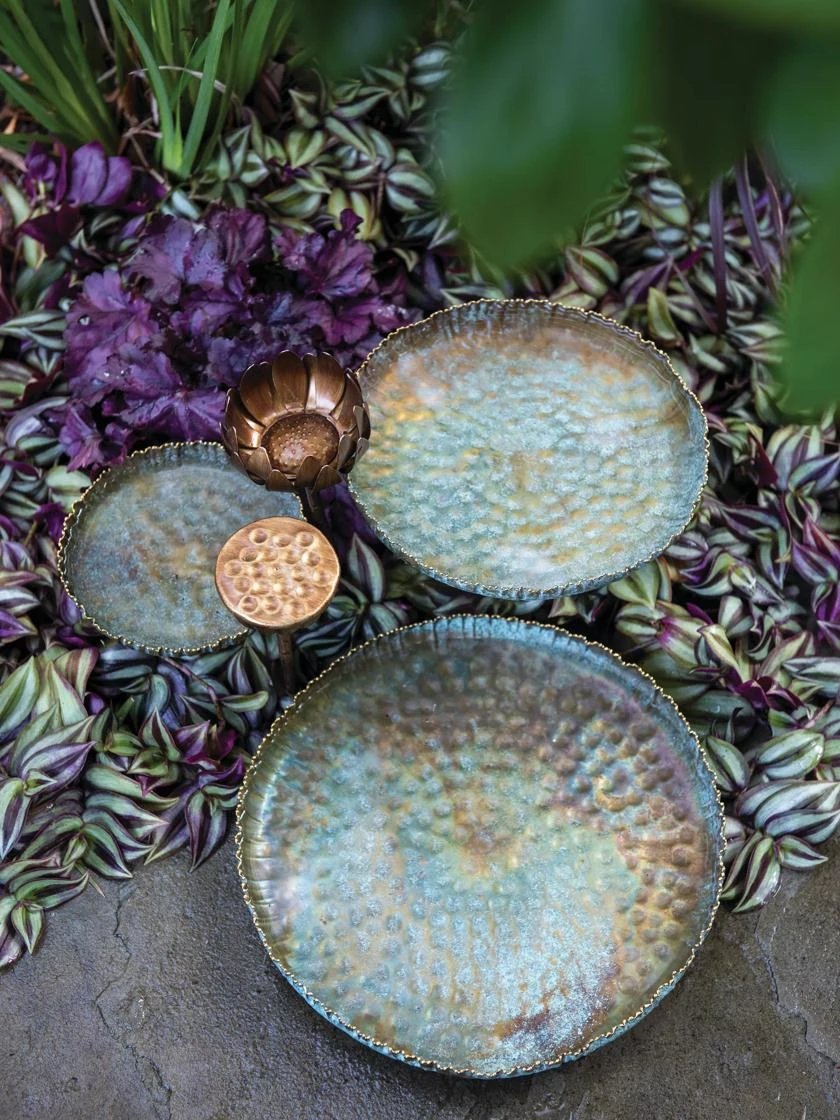 Water Lily Station Birdbath - Image 2