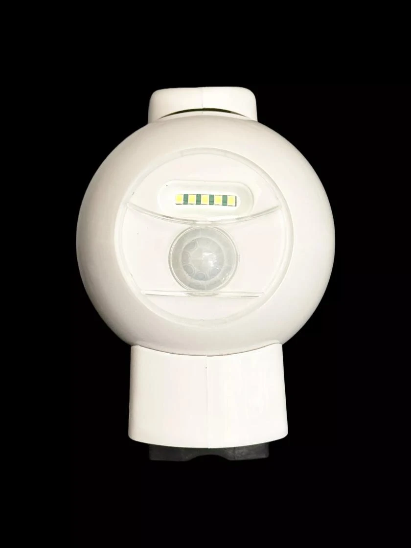 MAXSA® Motion-Activated LED Outdoor Light - Image 5